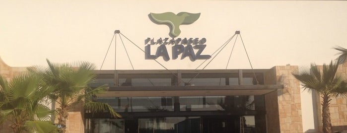Plaza Paseo La Paz is one of Lugares favoritos de Yaz.