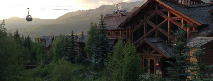 Mountain Lodge Telluride is one of Posti che sono piaciuti a Joel.