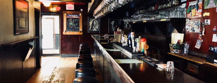 Bukowski Tavern is one of Cole's Boston Favorites.
