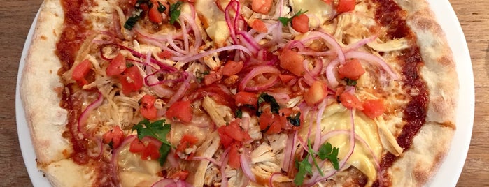 Vapiano is one of The 7 Best Places for BBQ Chicken Pizza in New York City.