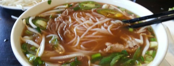 Glendale Pho Co. is one of Places to Eat - LA.