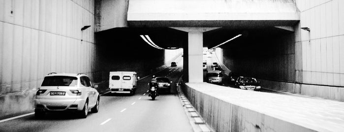 Braddell Underpass is one of Non Standard Roads in Singapore.