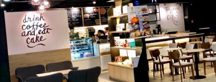 Jewel Coffee is one of Jayvee’s Liked Places.