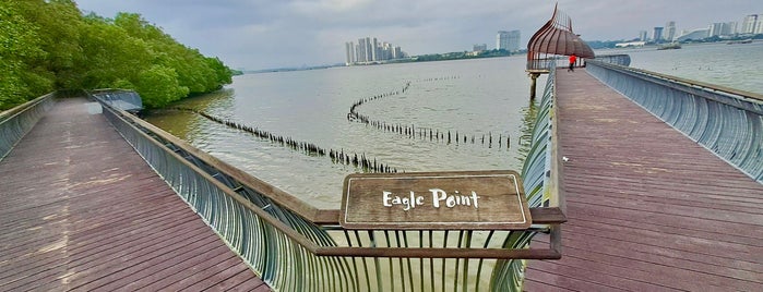 Eagle Point is one of Trek Across Singapore.