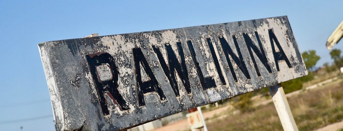 Rawlinna Railway Station is one of Indian Pacific.