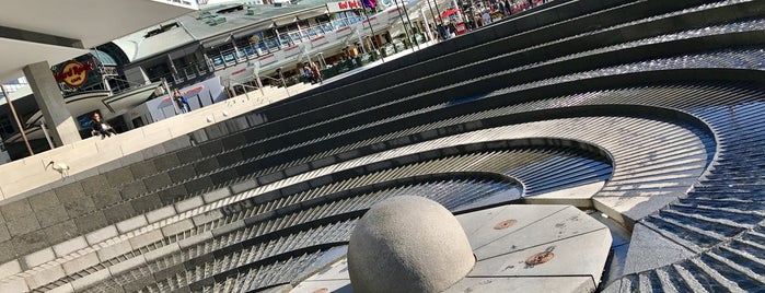 Darling Harbour Water Spiral is one of Sydney Places To Visit.