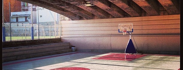 Estadio BasketBall C.P. Roser is one of Lugares favoritos de Josh™ ↙.