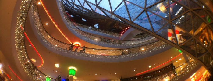MyZeil is one of shopping centers.