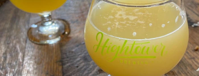Hightower Brewing Company is one of Tempat yang Disukai Erica.
