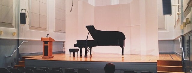 Manhattan School of Music is one of MUNDO À FORA.