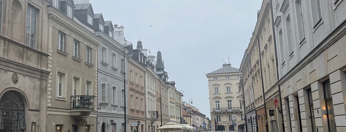 Smakovia is one of Warsaw.