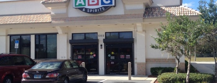 ABC Fine Wine & Spirits is one of Posti che sono piaciuti a Robert.