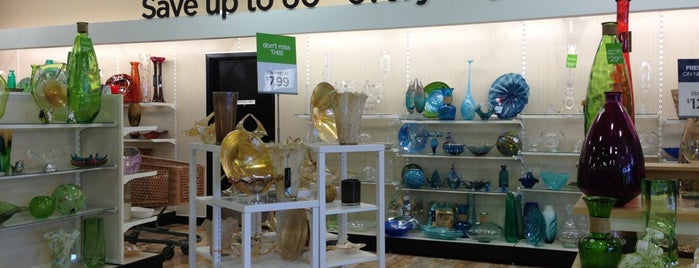 HomeGoods is one of Carolさんのお気に入りスポット.