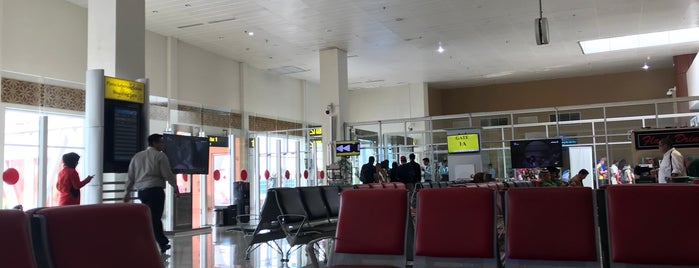 Sultan Syarif Kasim II International Airport (PKU) is one of Airport in Indonesia.