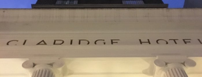 Claridge Hotel is one of Lugares favoritos de Max.