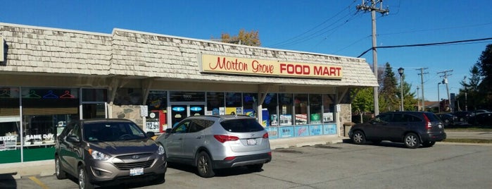 Morton Grove Food Mart is one of Lugares favoritos de Vicky.
