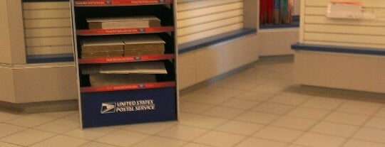 US Post Office is one of Davidさんのお気に入りスポット.
