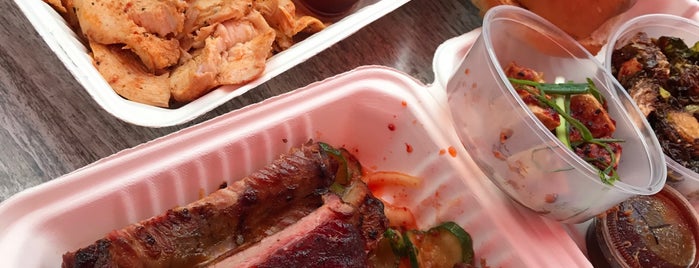 Heirloom Market BBQ is one of Diera's Saved Places.