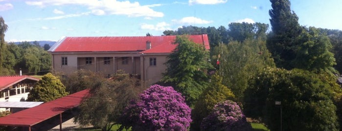 Facultad de Ciencias de la Ingenieria is one of Valdivia.