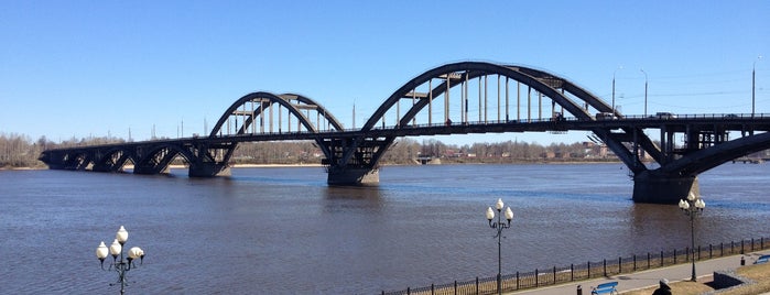 Волжский мост is one of Tempat yang Disimpan Водяной.