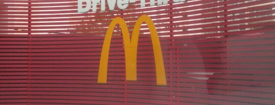 McDonald's is one of Lugares favoritos de Seline.