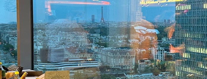 Skyline Bar & Lounge is one of Paris.