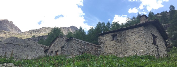 Valsavarenche is one of AOSTA.