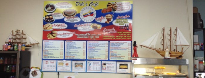 Deli's Cafe is one of Tempat yang Disukai Aptraveler.