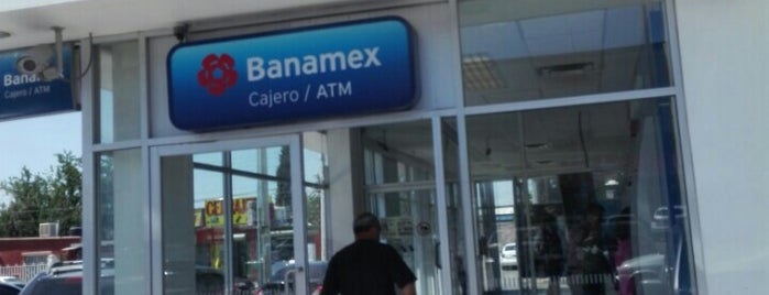Banamex is one of Bancos.