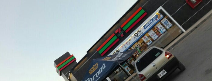 7-Eleven is one of Lugares favoritos de Abraham.