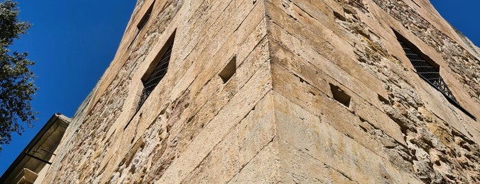 La Torre del Clavero is one of Salamanca.