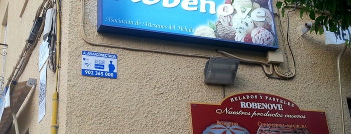 Robenove is one of Bares y Restaurantes en Sant Joan.