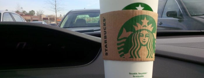 Starbucks is one of Lugares favoritos de Brandon.
