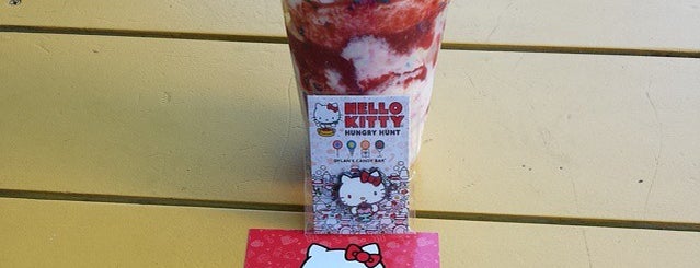 Dylan's Candy Bar is one of Hello Kitty Hungry Hunt.