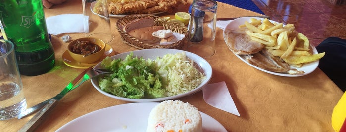 Restaurante Brisas del Mar is one of สถานที่ที่ Lily ถูกใจ.