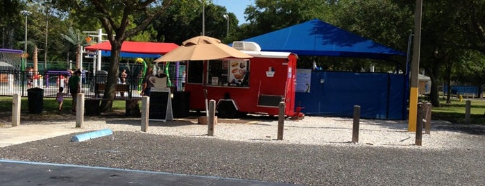 Dunedin Shaved Ice is one of Lugares favoritos de Bradley.