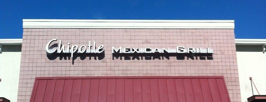 Chipotle Mexican Grill is one of Tempat yang Disukai Bradley.