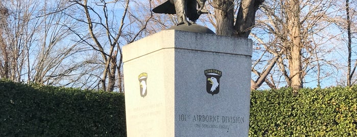 101st Airborne Division Memorial is one of 🇺🇸 Washington, DC - outskirts.