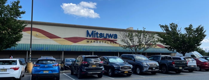 Mitsuwa Food Court is one of Kimmie: сохраненные места.