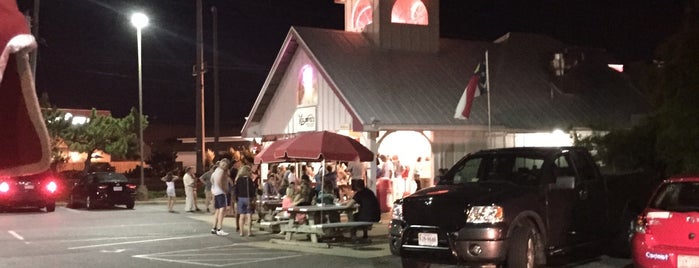 Kill Devil's Frozen Custard and Beach Fries is one of OBX.