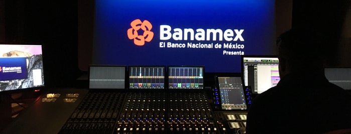 Producciones Grande is one of Estudios.