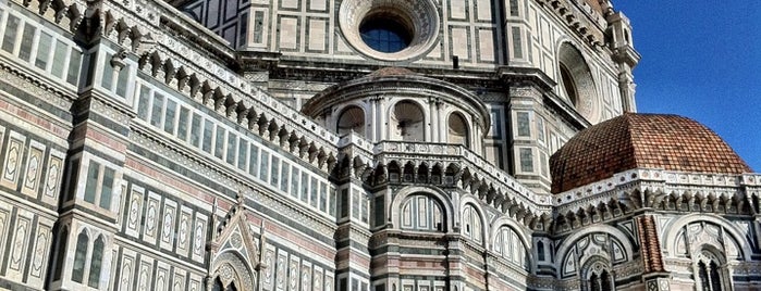 Plaza del Duomo is one of Floransa.