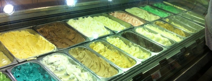 Cold Stone Creamery is one of خورخ دانيال : понравившиеся места.