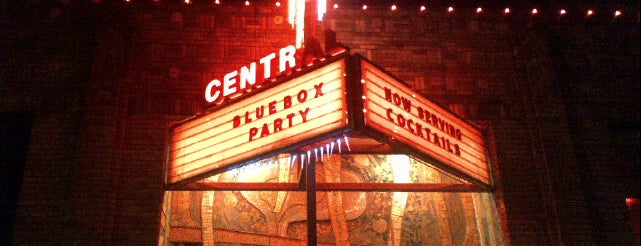 Central Cinema is one of Locais curtidos por Seth.