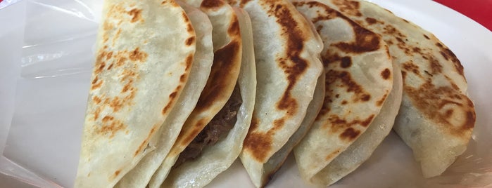 Tacos La Güera is one of Posti che sono piaciuti a Ismael.