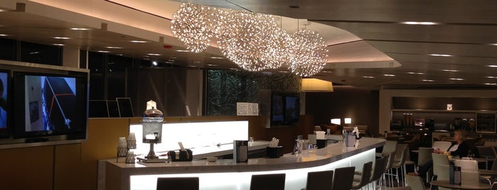 United Club is one of Airline Lounges.