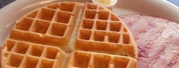 American Waffle House is one of Brunch.