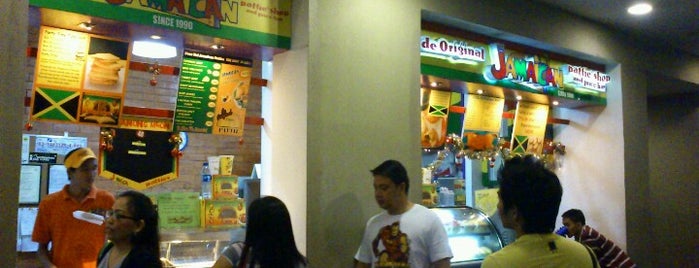 Original Jamaican Pattie Shop is one of Tempat yang Disimpan Kimmie.