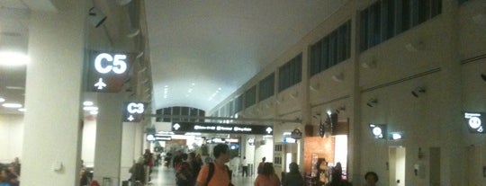 Concourse C is one of Lizzie : понравившиеся места.