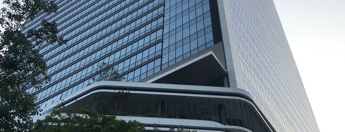 東京都立 産業貿易センター 浜松町館 is one of Japan 2015.